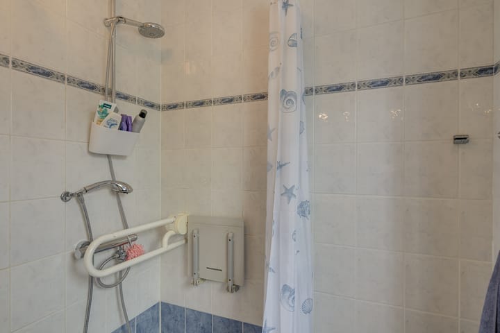 Foto 28 van Glanswit 17