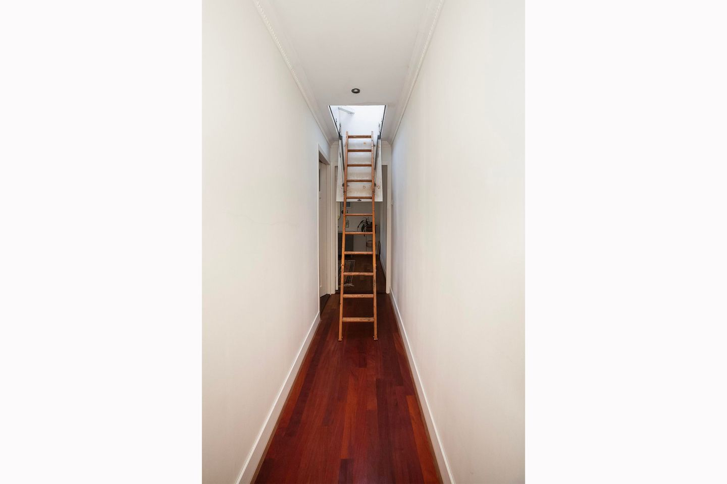 Photo 29 of Vermaasstraat 2