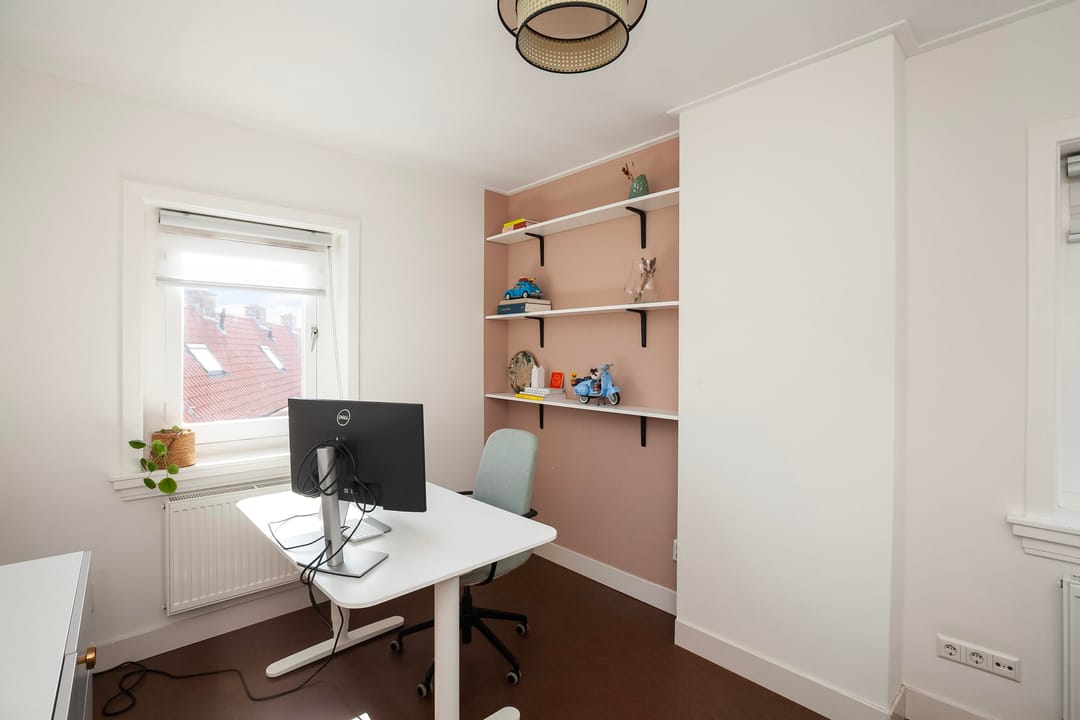 Photo 17 of Vermaasstraat 2