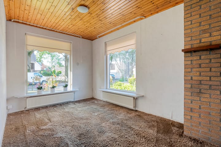 Photo 12 of Burgerzinstraat 9