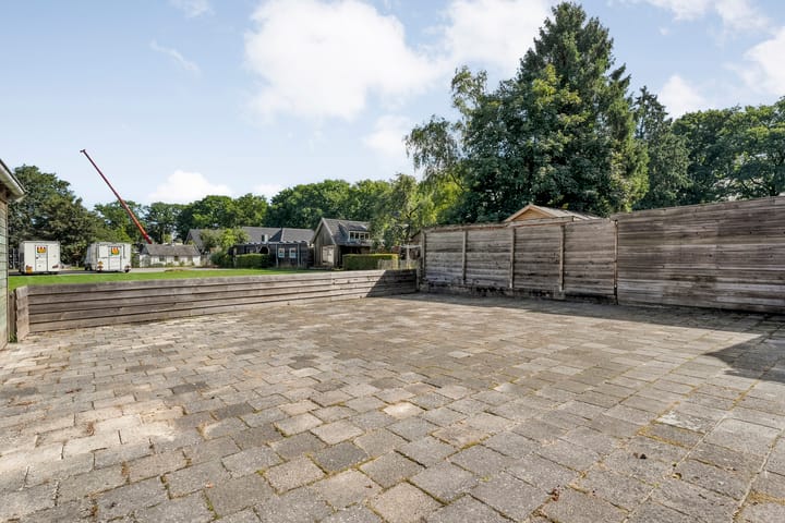 Photo 36 of Burgerzinstraat 9