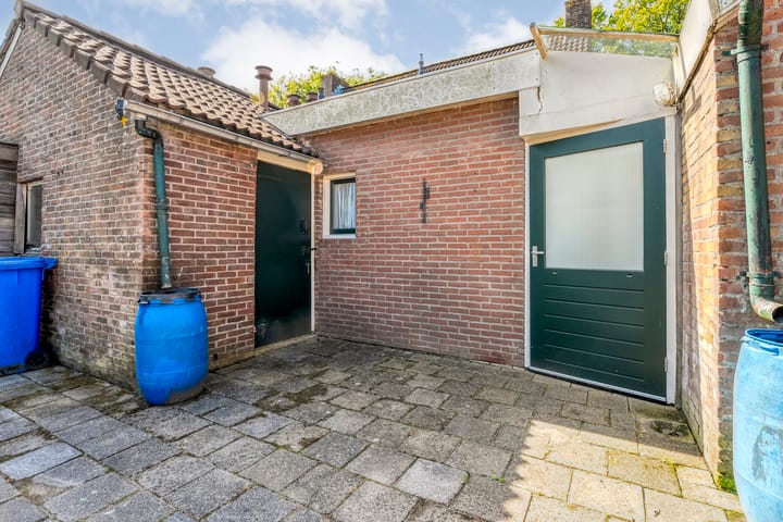 Photo 37 of Burgerzinstraat 9