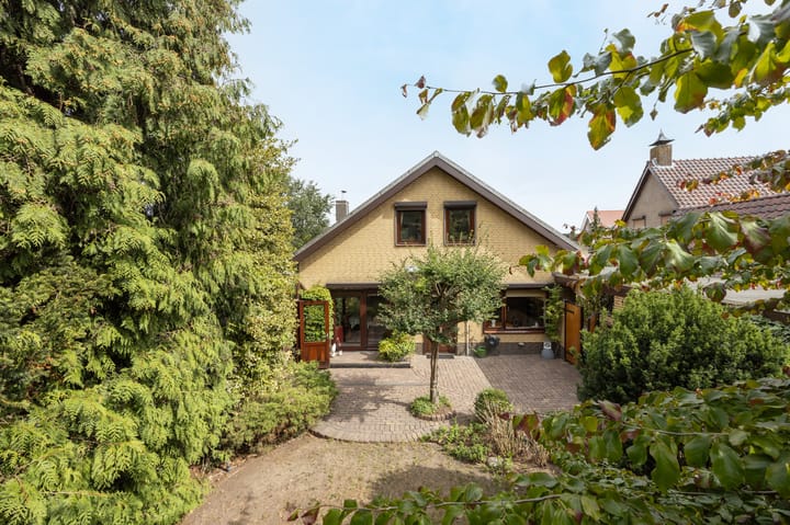 Foto 35 van Margrietstraat 13