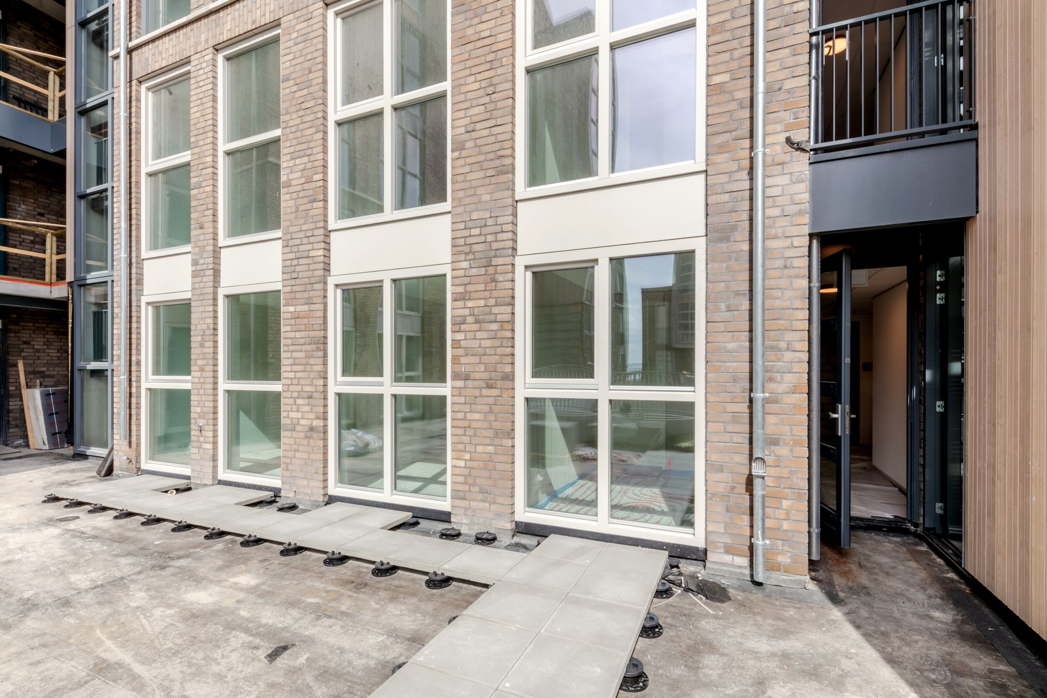 Photo 3 of Stationsplein 128