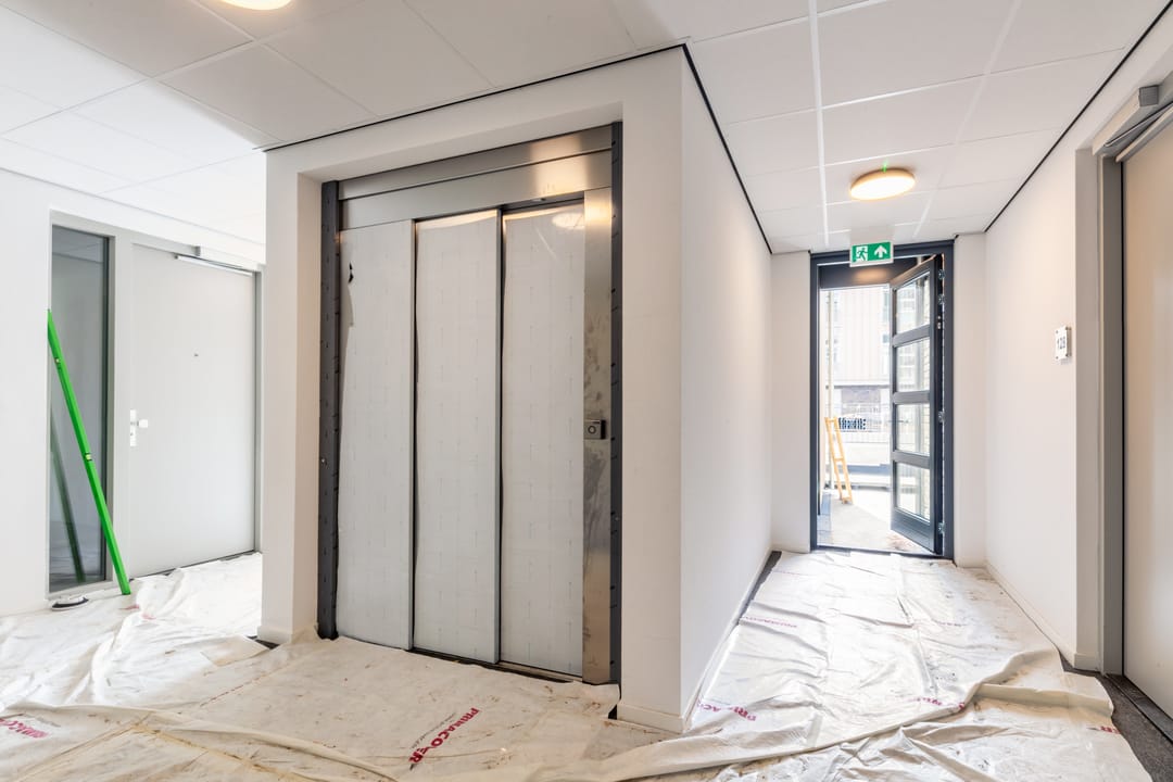 Photo 8 of Stationsplein 128