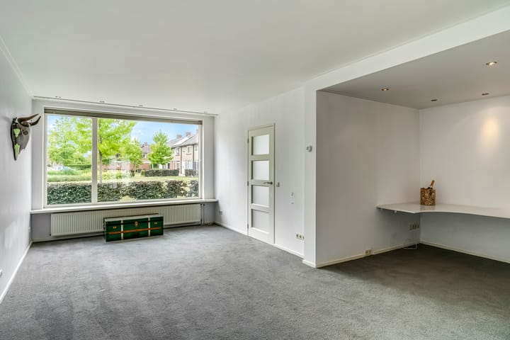 Foto 7 van Van der Duyn van Maasdamstraat 4