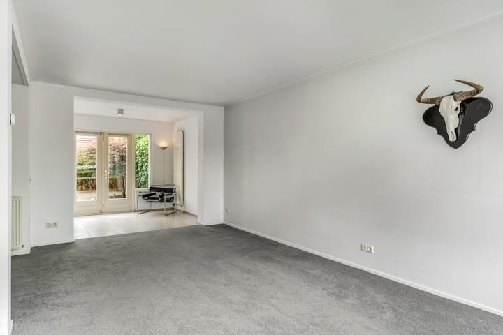 Foto 9 van Van der Duyn van Maasdamstraat 4