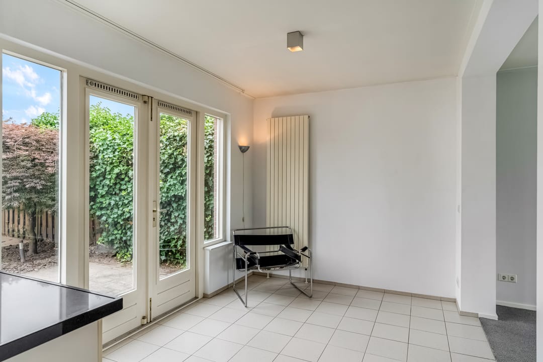 Foto 11 van Van der Duyn van Maasdamstraat 4