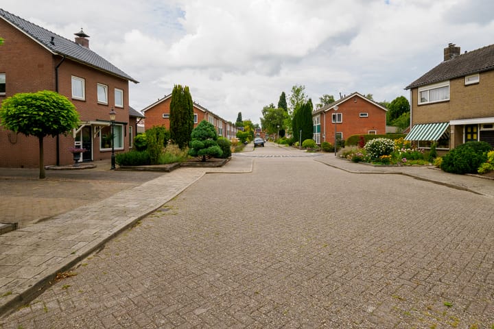 Foto 33 van Siriusstraat 12