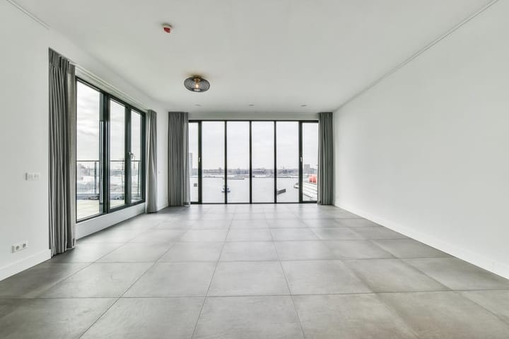 Foto 4 van Hellingstraat 76