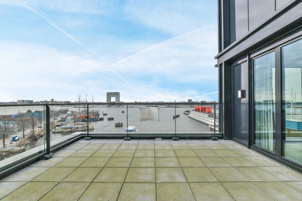 Photo 13 of Hellingstraat 76