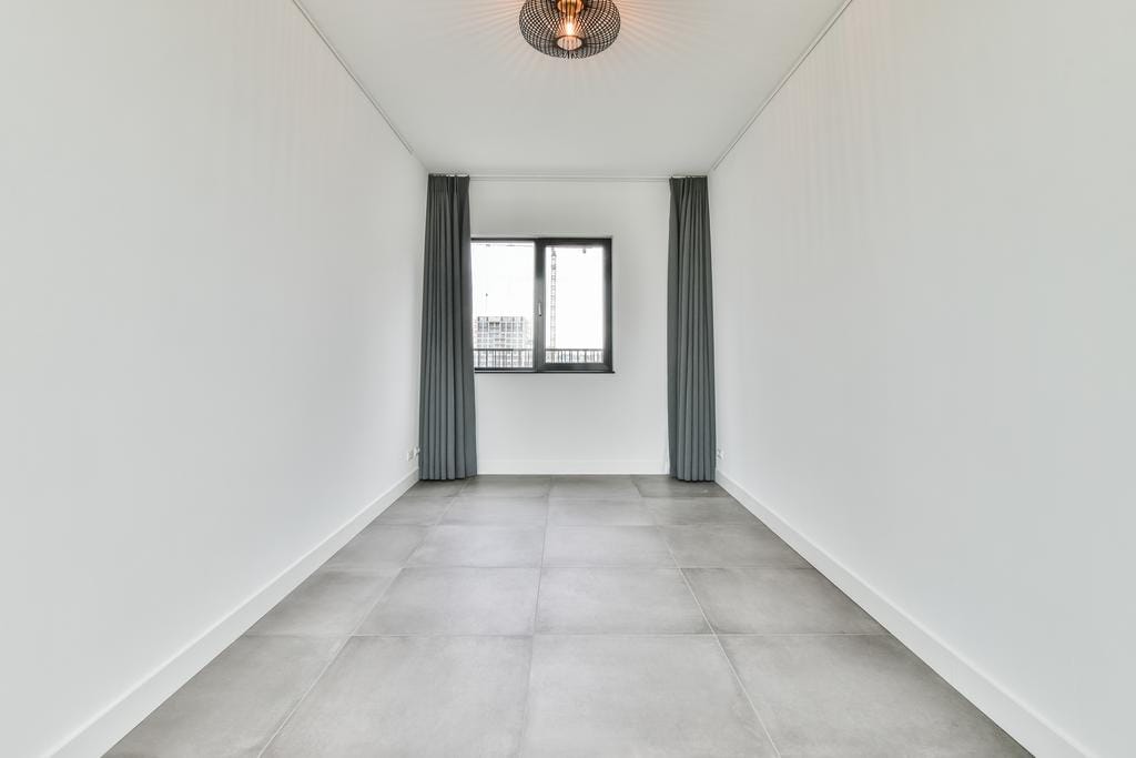 Photo 17 of Hellingstraat 76
