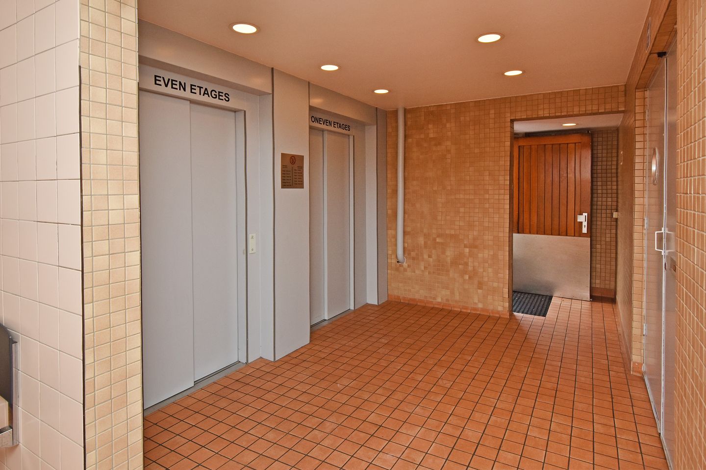 Foto 5 van Leyweg 100