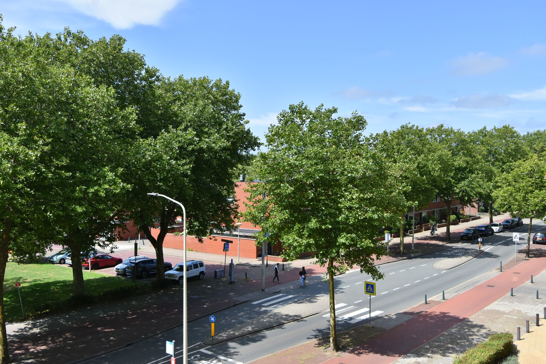 Foto 15 van Leyweg 100