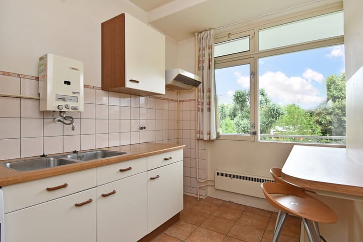 Foto 24 van Leyweg 100