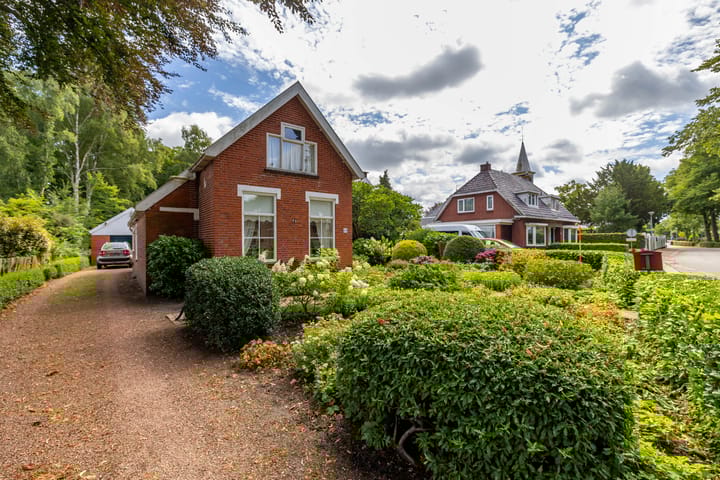 Photo 2 of Oudeweg 69