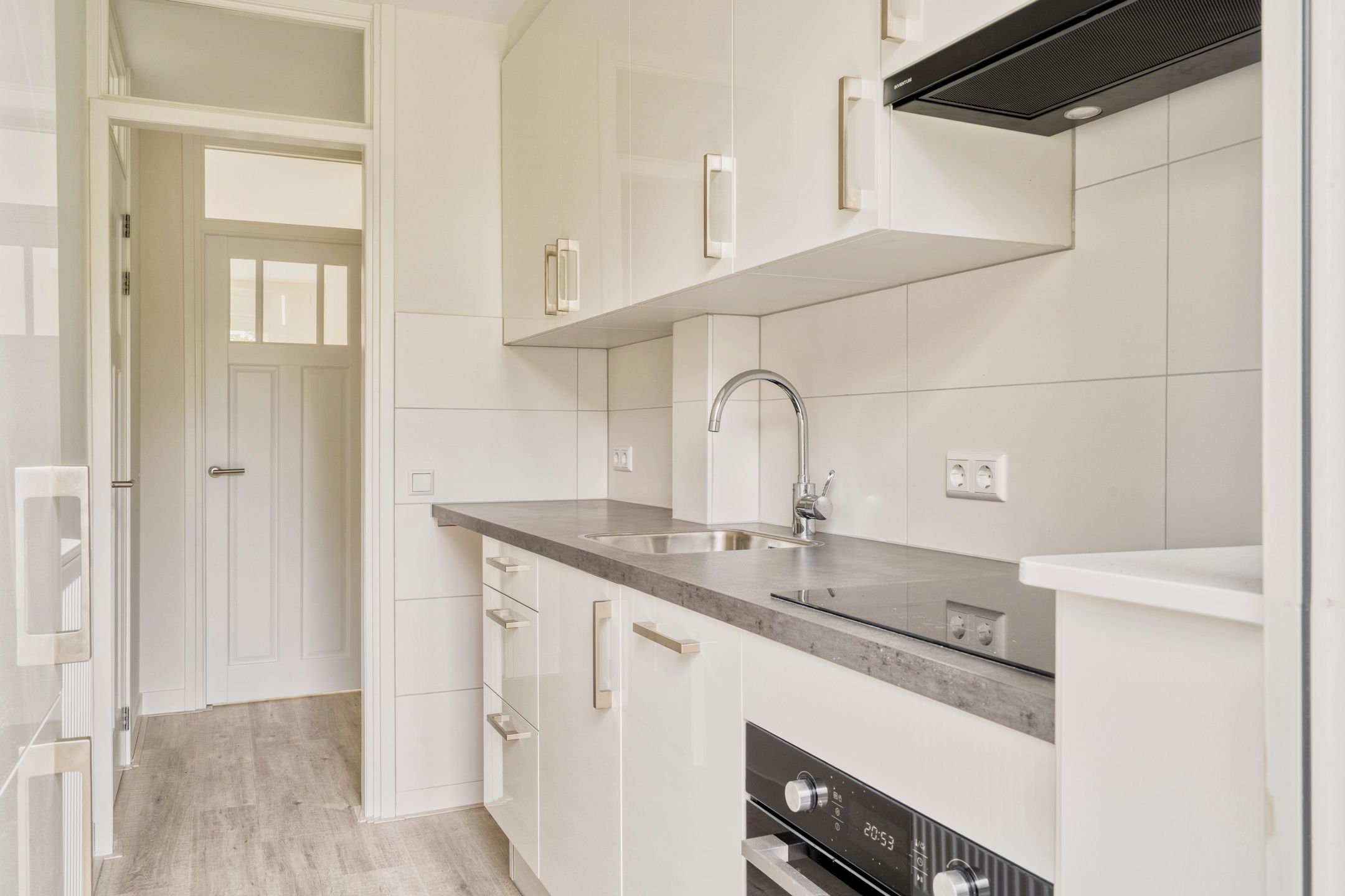 Photo 12 of Rijnstraat 84-1