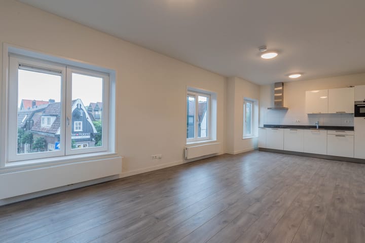 Foto 3 van Naarderstraat 21-1