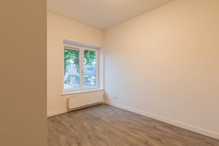 Foto 12 van Naarderstraat 21-1