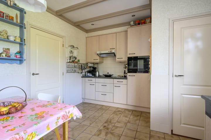 Photo 16 of Binnenweg 3