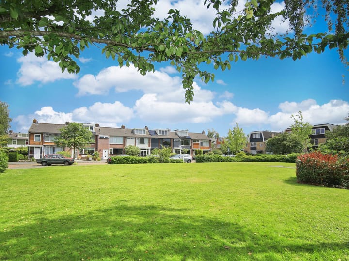 Photo 2 of Van Koetsveldstraat 6