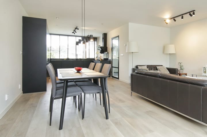 Foto 15 van Van Koetsveldstraat 6