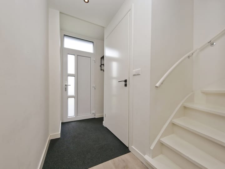 Foto 28 van Van Koetsveldstraat 6