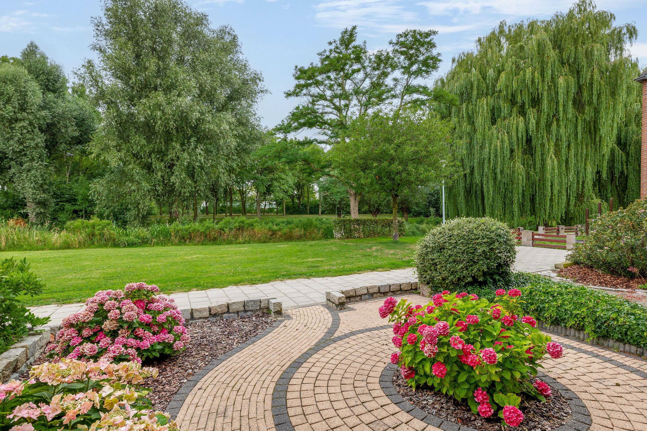 Foto 6 van Luchtenburg 40