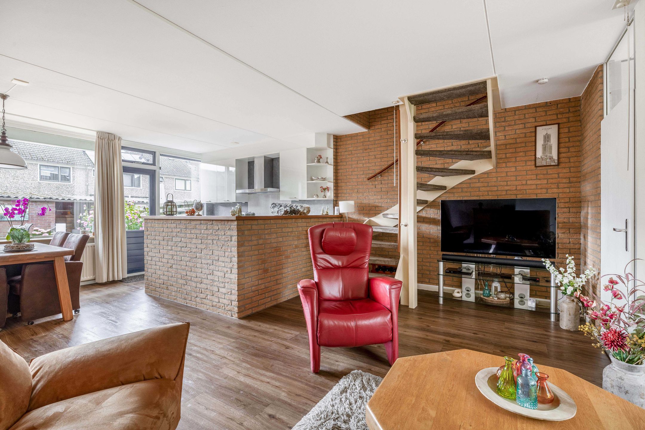 Foto 12 van Luchtenburg 40