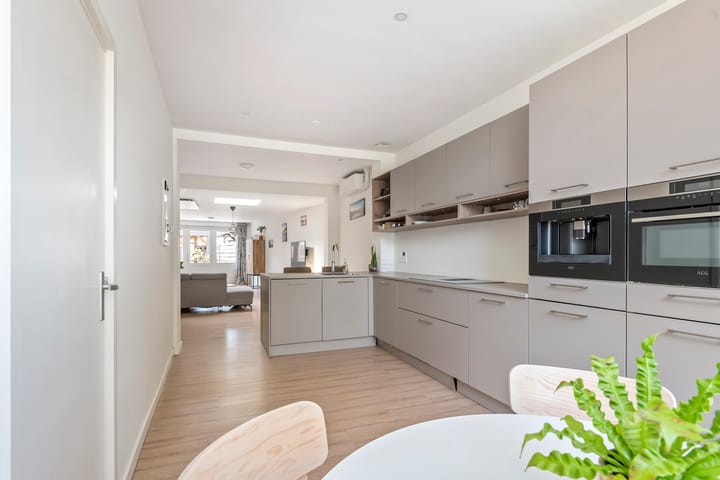 Foto 14 van Rijksstraatweg 9