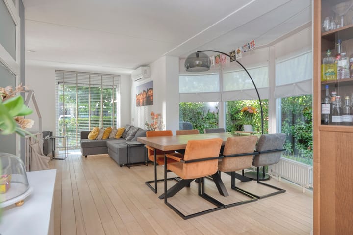 Photo 2 of Friezenstraat 5