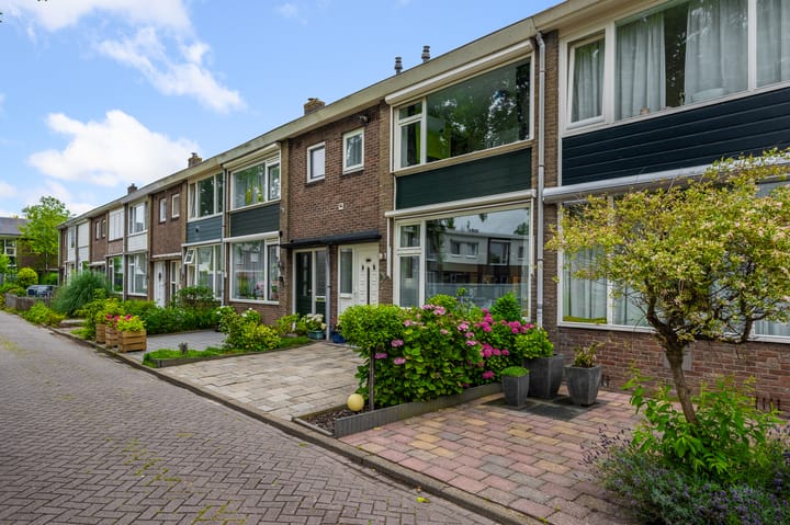 Foto 33 van Fresiastraat 8