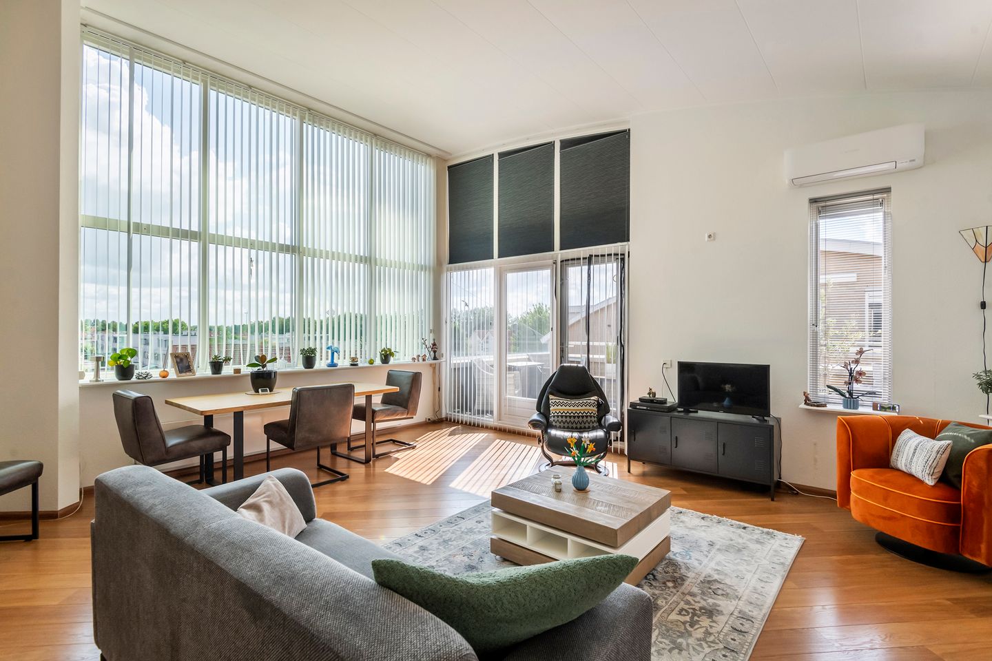 Foto 10 van Papiermolenweg 57