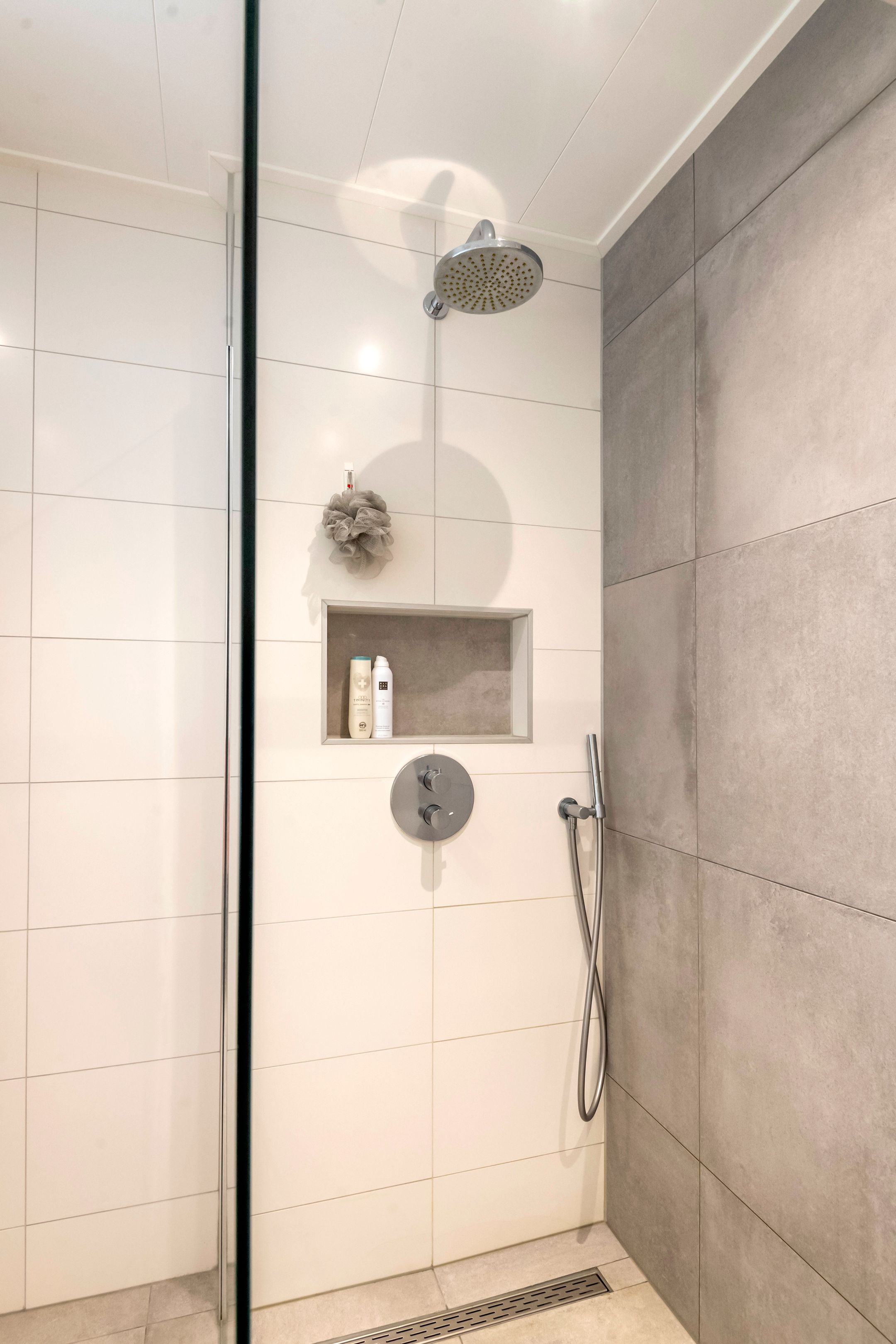 Foto 21 van Papiermolenweg 57