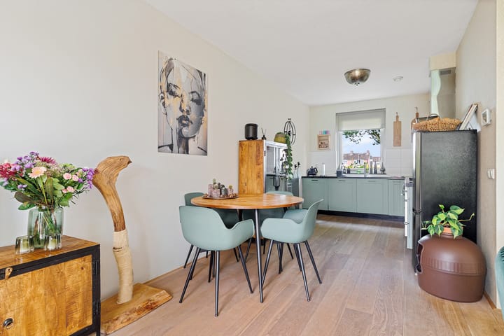 Foto 14 van Jan van Riebeeckstraat 144