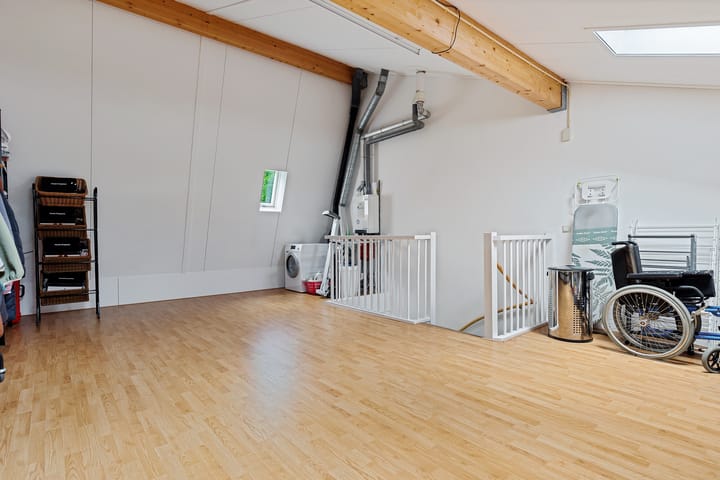 Foto 26 van Jan van Riebeeckstraat 144