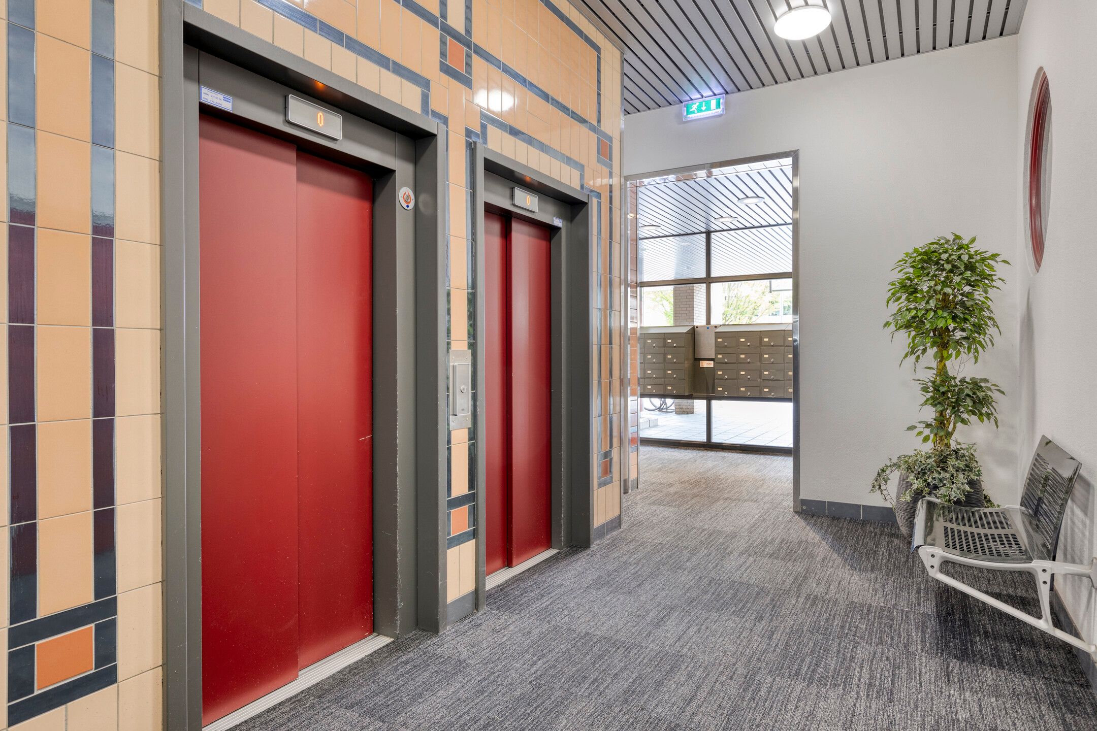 Foto 9 van Pettelaarseweg 243-E