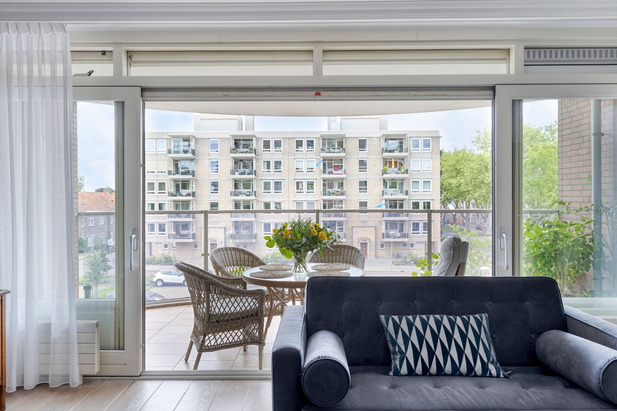 Foto 12 van Pettelaarseweg 243-E