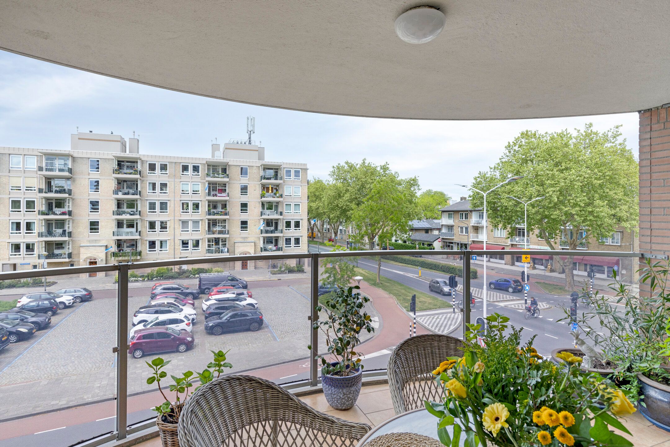 Foto 27 van Pettelaarseweg 243-E