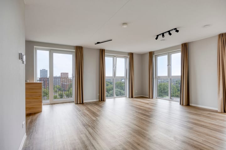 Foto 17 van Pierre van Hauwelaan 446