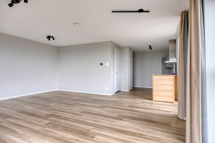 Foto 18 van Pierre van Hauwelaan 446