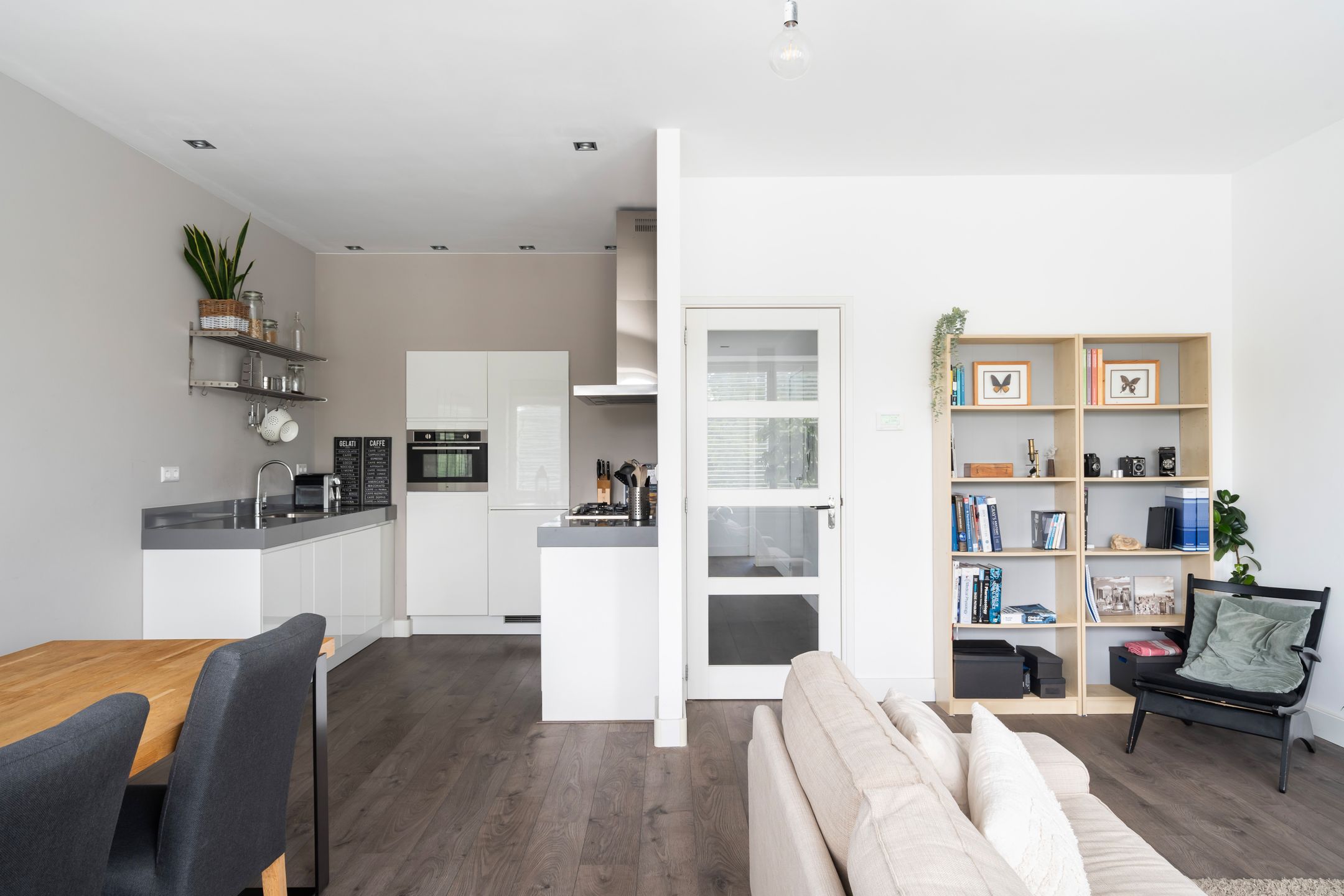 Foto 12 van Rochussenstraat 389-A02