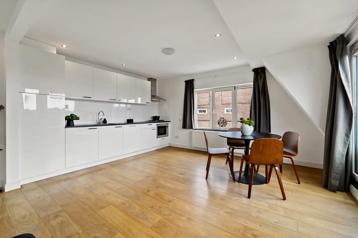 Foto 2 van Valkenboskade 308-C