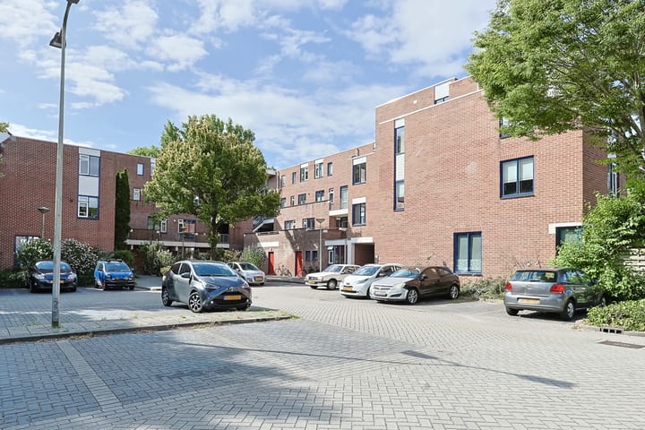 Photo 2 of Stuifzwam 122