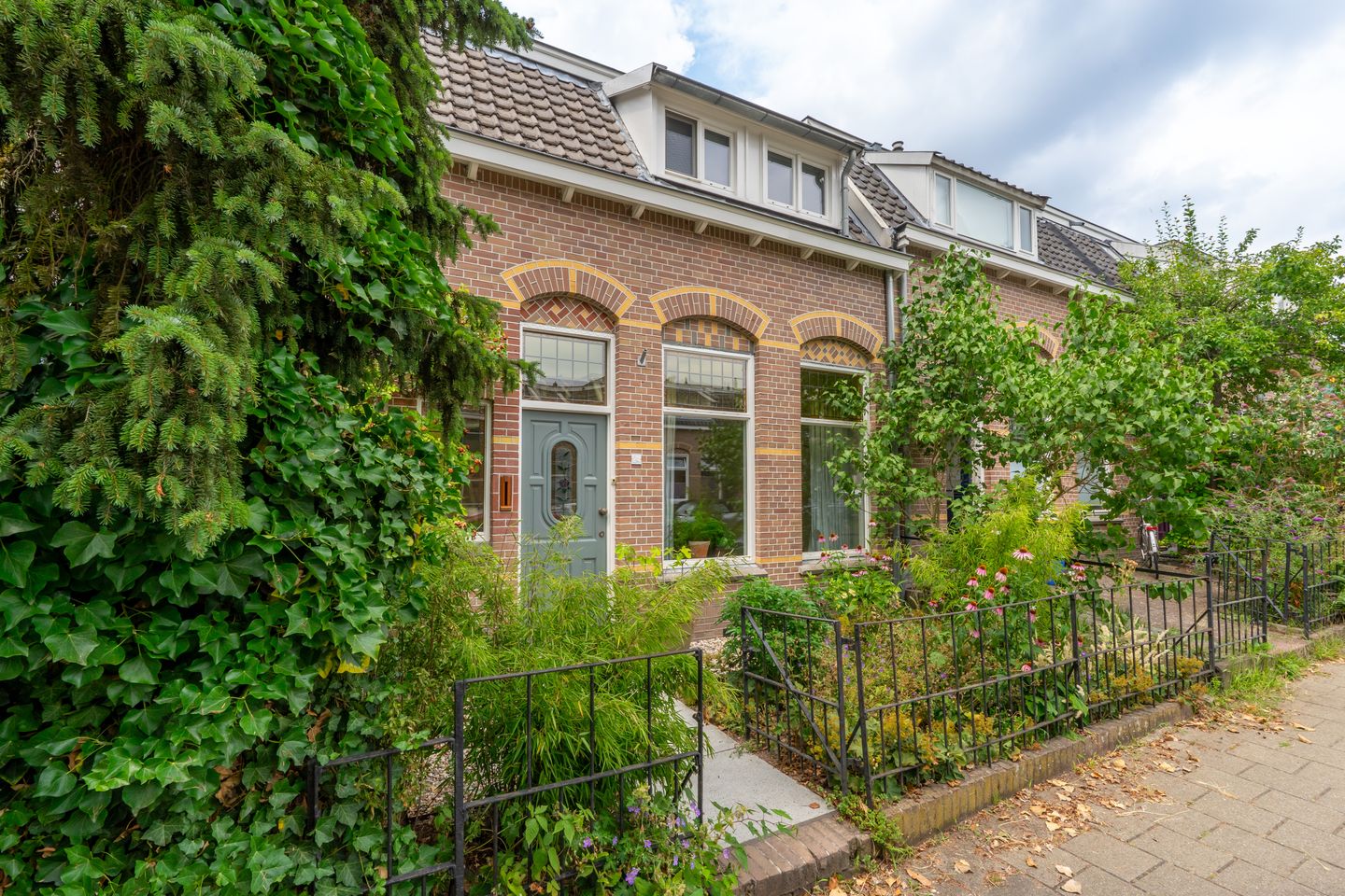 Foto 44 van Bergansiusstraat 24