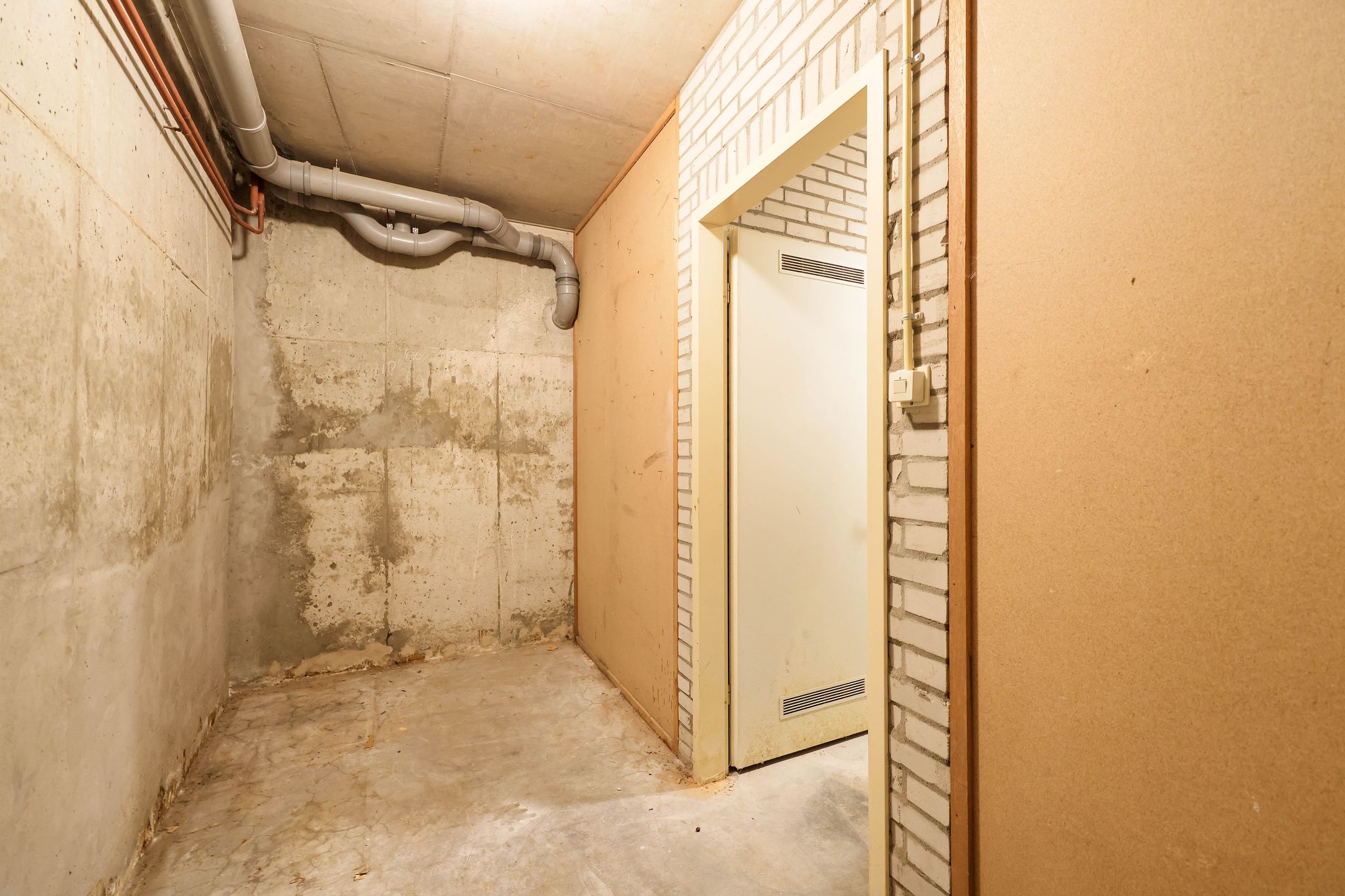 Foto 15 van Bomstraat 30