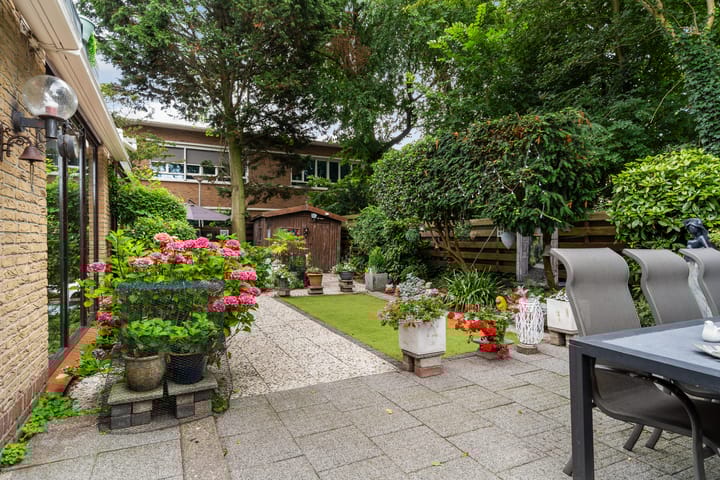 Photo 6 of Ruysdael 80