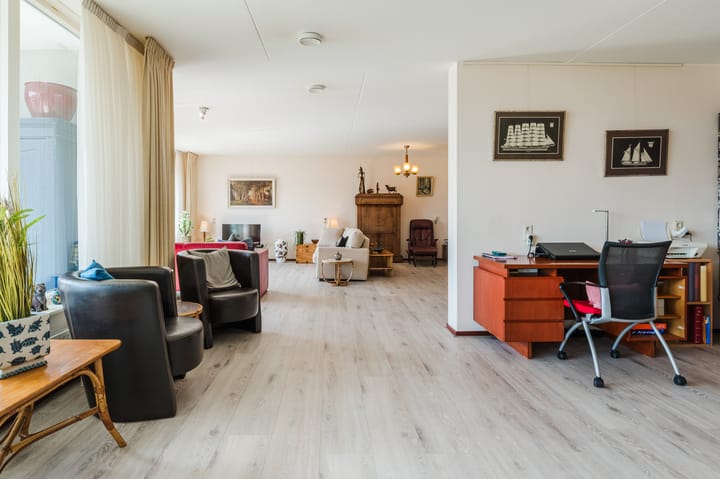 Foto 7 van Middellaan 14