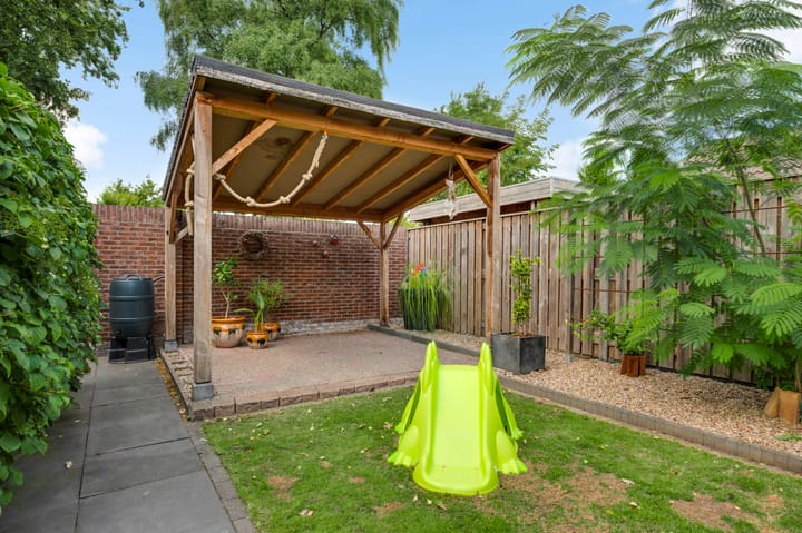 Foto 32 van Klaroenstraat 54