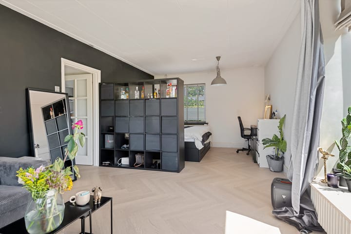 Foto 16 van Oosteinderweg 113